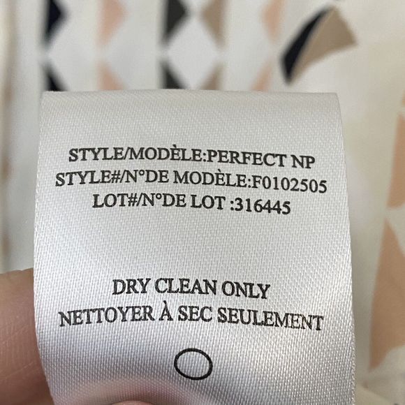 Theory Shirt Womens Medium Linigole Diamond Print Silk Cream Black - Picture 9 of 9